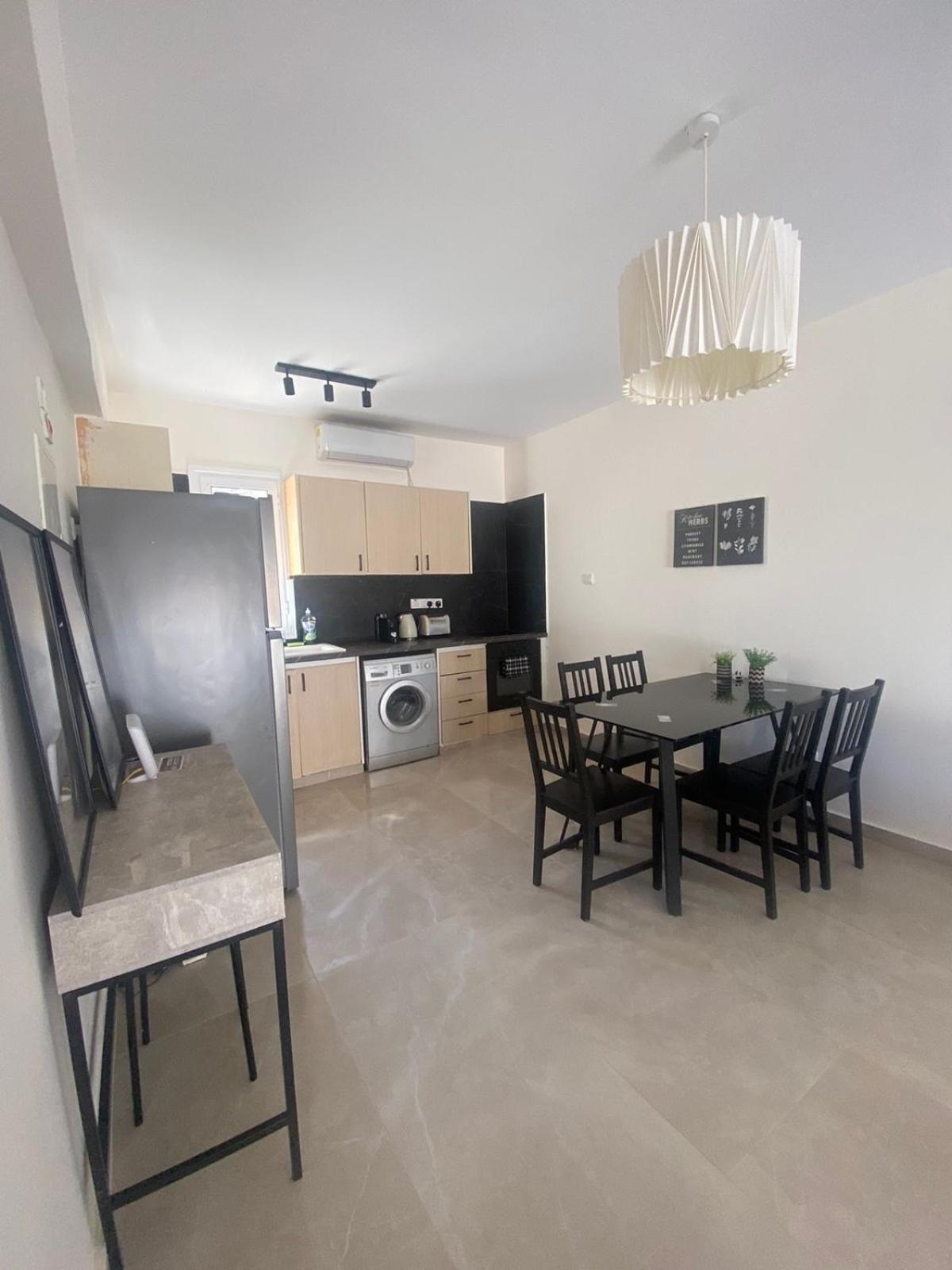 Mari House-Close To The Beach Paphos Exteriör bild