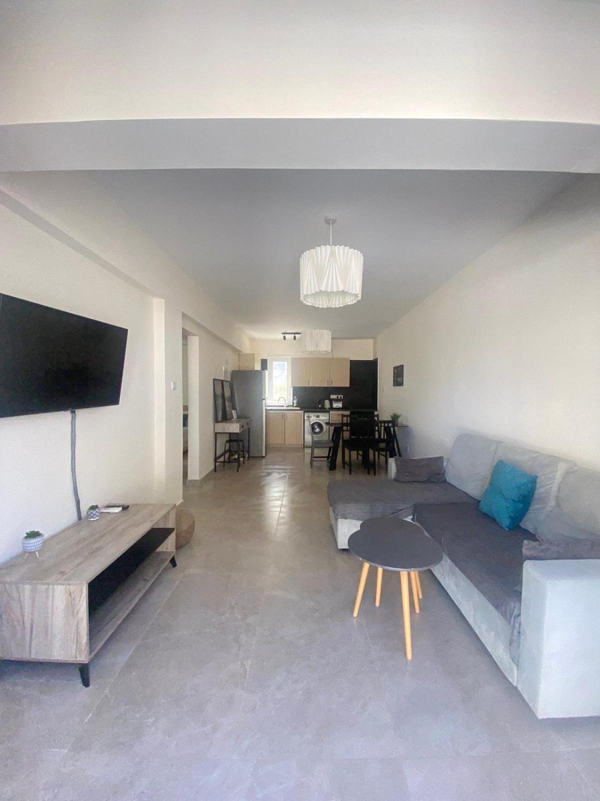 Mari House-Close To The Beach Paphos Exteriör bild